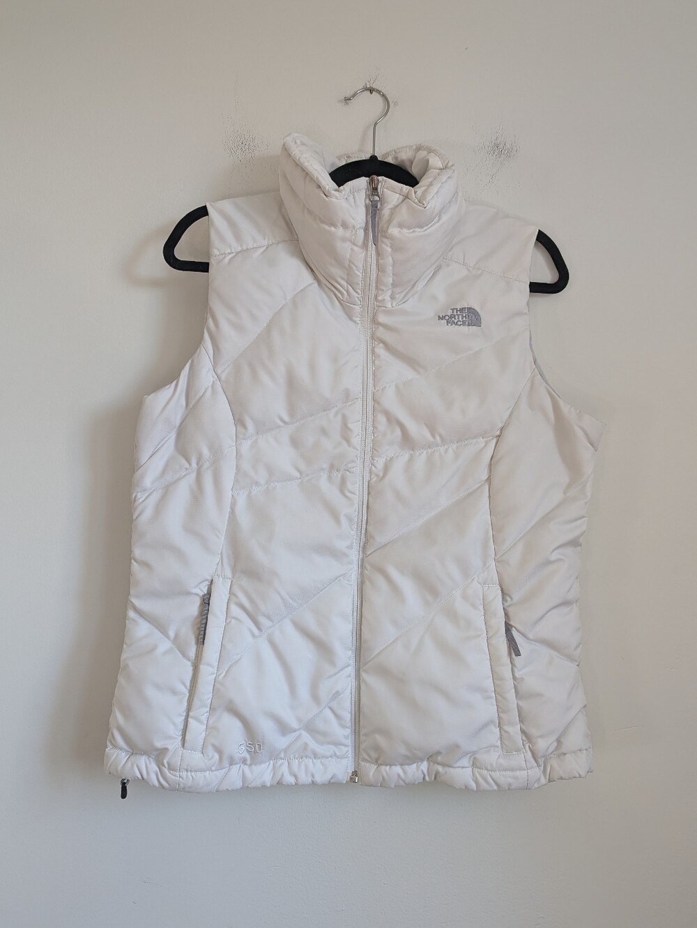 The North Face 550 Women's Goose Down White Puffer Vest Size L